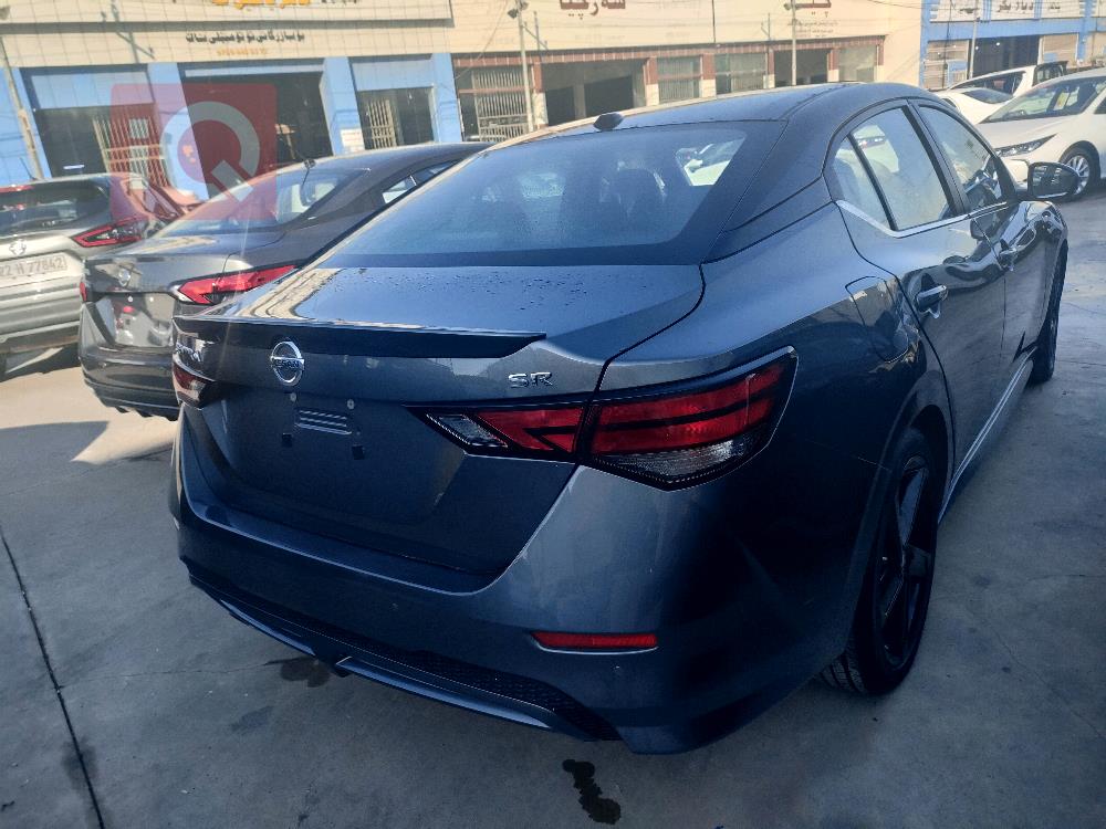 نيسان سنترا